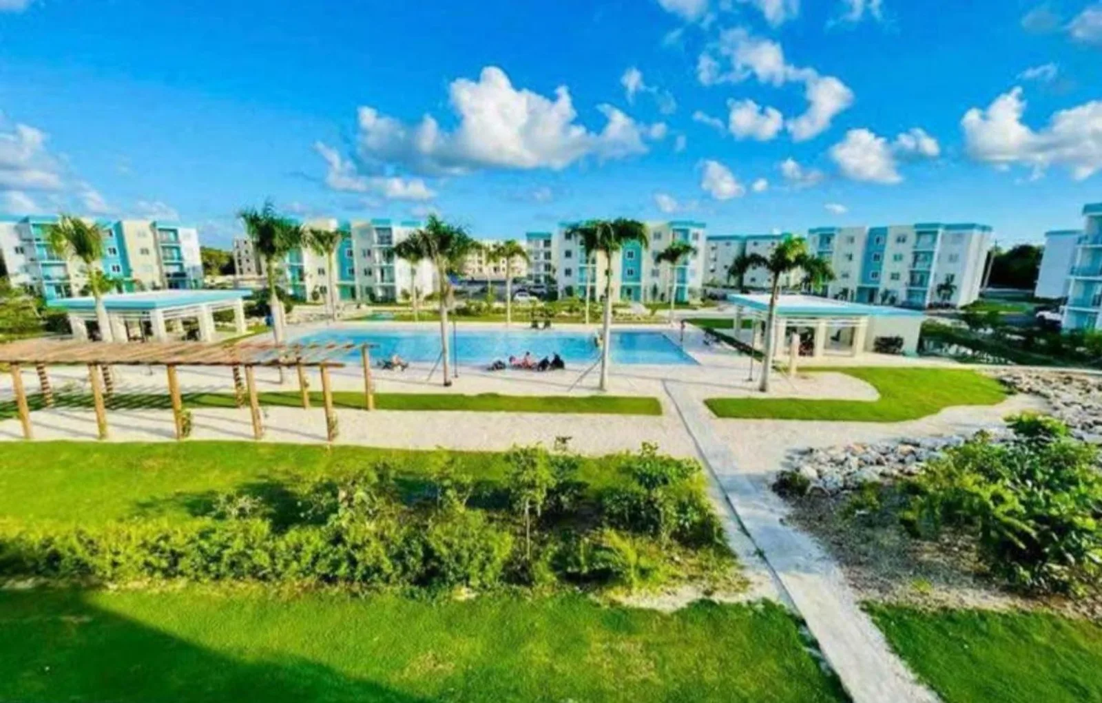 For Sale, Great Opportunity in Serena Village, photo 2