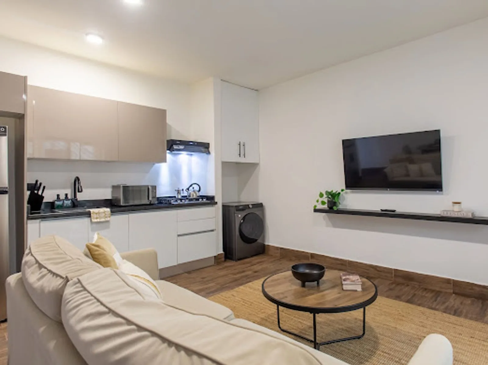 Appartement meublé de 1 chambre accès plage, photo 2