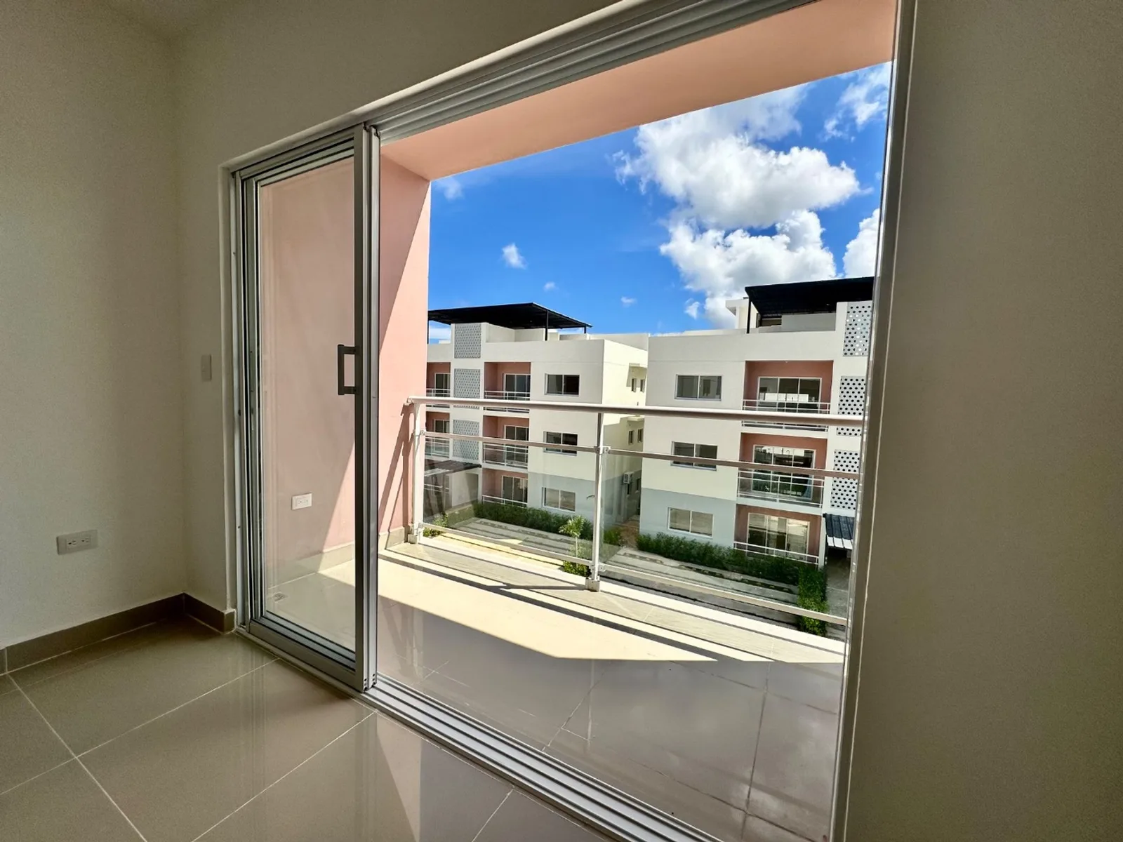 3RD FLOOR WITH ROOFTOP | PRIVATE TERRACE, photo 14